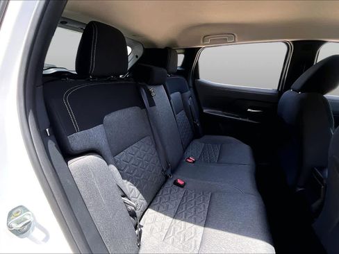 Used 2026 Nissan Kicks SV FWD image 20