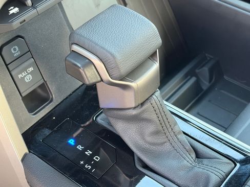Certified 2026 Toyota Tundra Limited AWD/4WD image 33