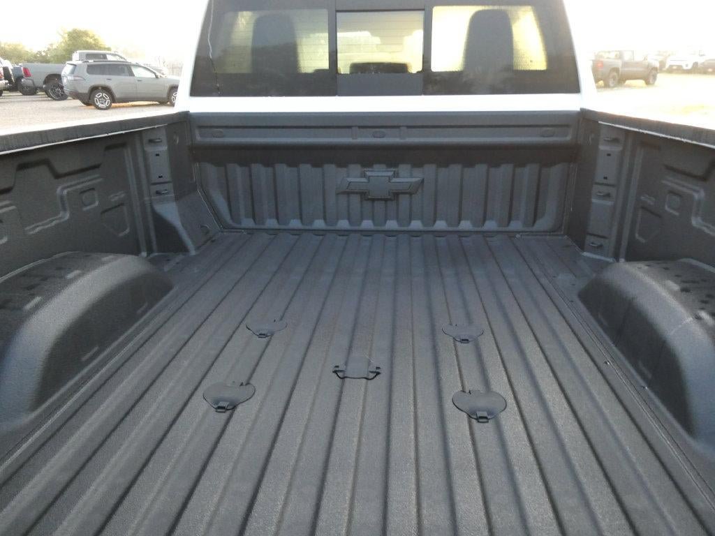 New 2026 Chevrolet Silverado 2500 ZR2 w/ LPO, Dark Essentials Package AWD/4WD image 6