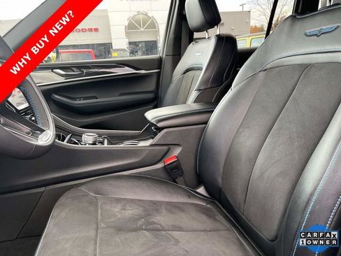 Used 2024 Jeep Grand Cherokee Trailhawk image 29