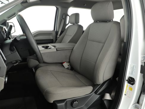 Used 2020 Ford F150 XLT image 10