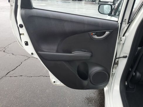 Used 2010 Honda Fit Sport image 22