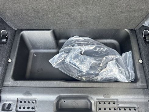 Used 2025 Jeep Wrangler Unlimited Rubicon 4xe w/ Convenience Group image 21