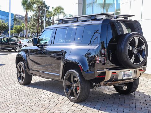 Used 2023 Land Rover Defender 110 X image 10