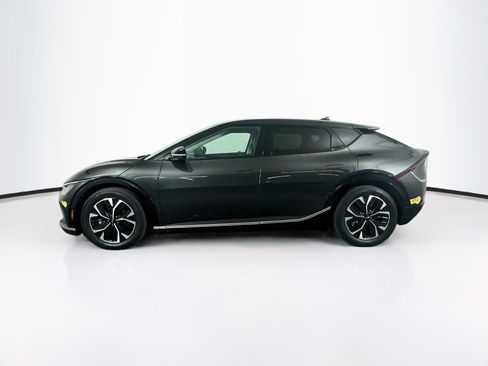 Used 2022 Kia EV6 Wind w/ Wind Technology Package AWD/4WD image 4