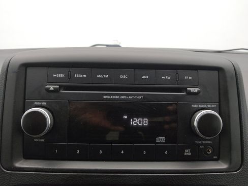 Used 2017 Dodge Grand Caravan SE FWD image 25
