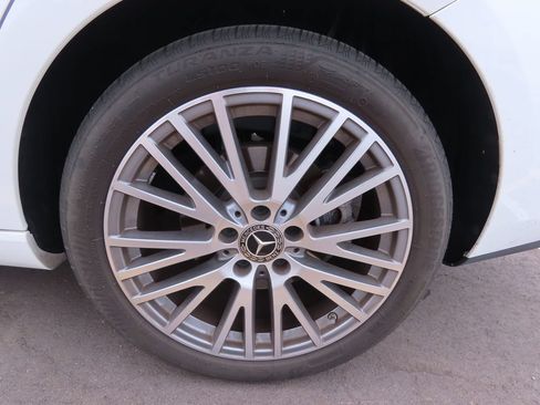 Used 2023 Mercedes-Benz CLA 250 image 16