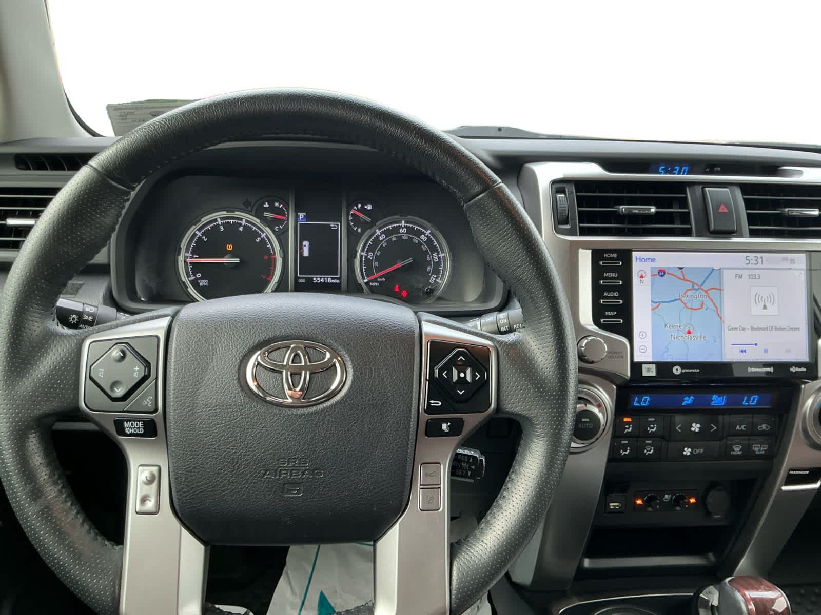 Used 2022 Toyota 4Runner Limited AWD/4WD image 10