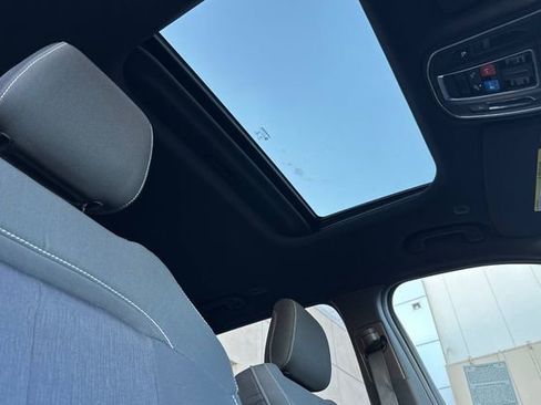 New 2025 Jeep Grand Cherokee Laredo X image 4