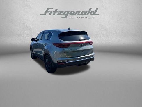 Used 2022 Kia Sportage LX w/ LX FWD Value Edition Package image 5