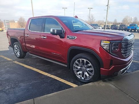 Used 2024 GMC Sierra 1500 Denali w/ Denali Reserve Package image 7