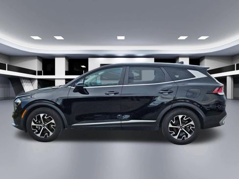 Certified 2023 Kia Sportage EX FWD image 3