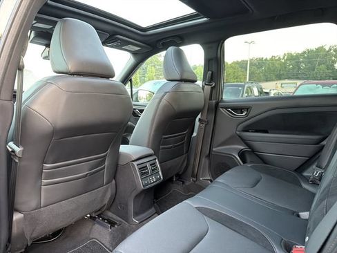 Used 2026 Subaru Forester Touring AWD/4WD image 17