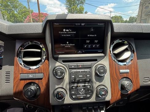 Used 2015 Ford F350 Lariat w/ Lariat Ultimate Package AWD/4WD image 13