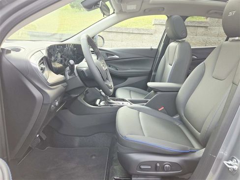 New 2026 Buick Encore GX Sport Touring w/ Comfort Package image 12