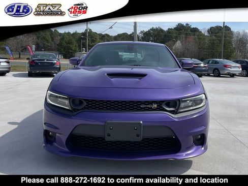 Used 2019 Dodge Charger Scat Pack image 2