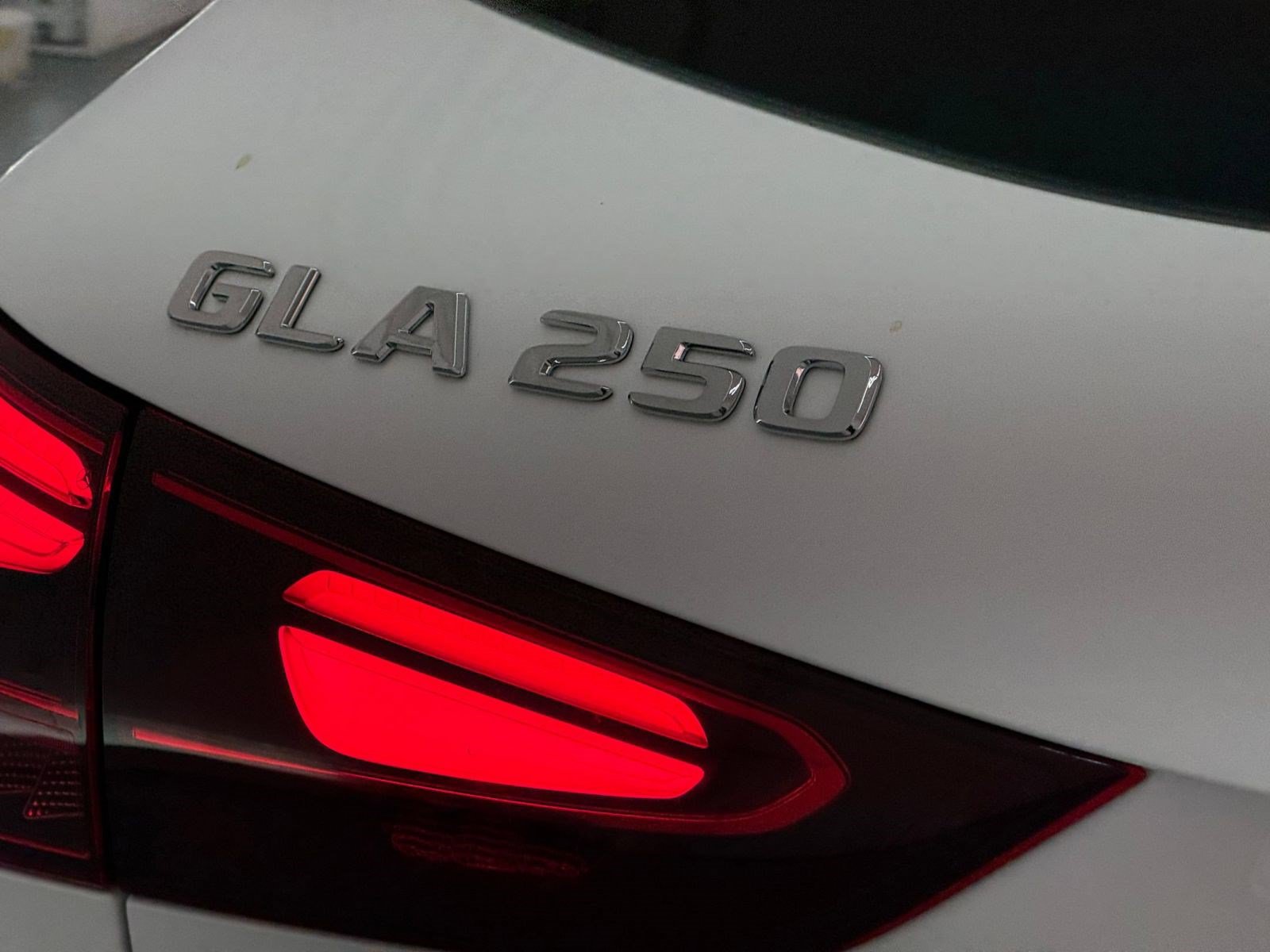 New 2026 Mercedes-Benz GLA 250 4MATIC image 25