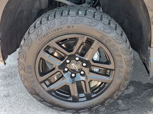 Used 2024 Chevrolet Silverado 1500 Custom Trail Boss AWD/4WD image 29