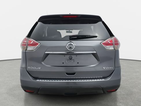 Used 2016 Nissan Rogue SV image 6