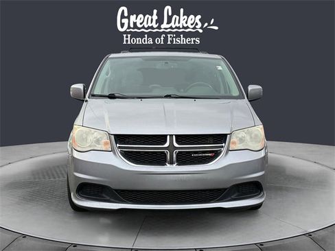 Used 2013 Dodge Grand Caravan SXT w/ UConnect Hands-Free Group image 8