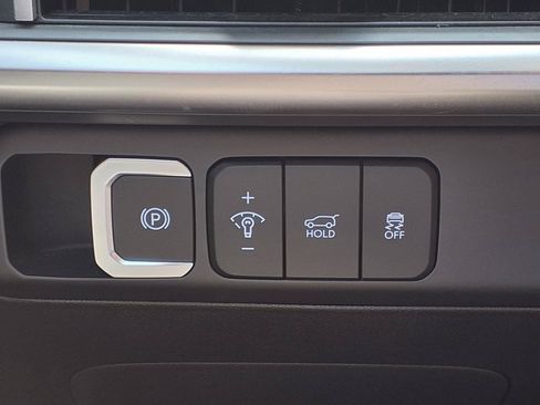 Used 2025 Hyundai Santa Fe SEL AWD/4WD image 18