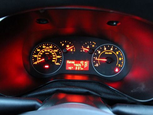 Used 2020 RAM ProMaster City Tradesman image 16