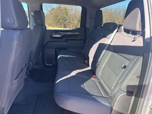 Used 2024 GMC Sierra 1500 Elevation image 12