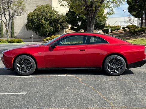 New 2025 Dodge Charger R/T w/ Quick Order Package 25M R/T image 6