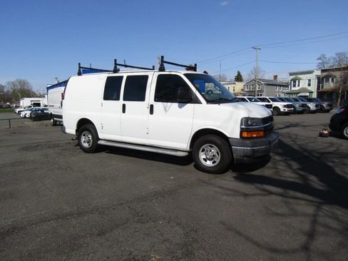Used 2020 Chevrolet Express 2500 w/ Driver Convenience Package RWD image 8