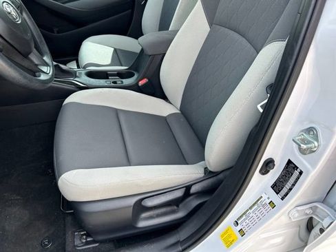 Used 2024 Toyota Corolla LE FWD image 9