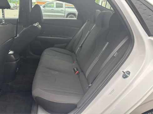 Used 2025 Hyundai Elantra Sport FWD image 26