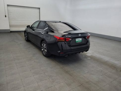 Used 2021 Nissan Altima 2.5 SV w/ SV Premium Package FWD image 5
