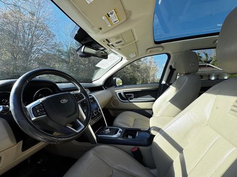Used 2016 Land Rover Discovery Sport HSE image 13