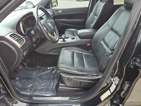 Used 2015 Jeep Grand Cherokee Limited AWD/4WD image 13