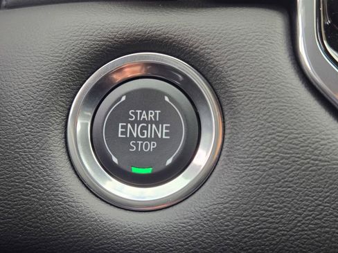 New 2026 GMC Canyon Elevation w/ Convenience Package image 23