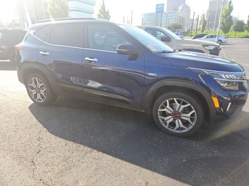 Used 2021 Kia Seltos SX AWD/4WD image 2