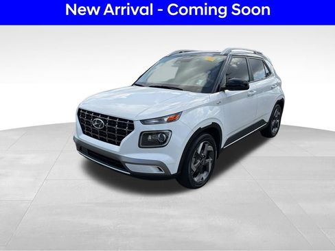 Used 2024 Hyundai Venue Limited FWD image 1