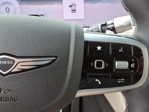 Used 2026 Genesis GV70 2.5T AWD/4WD image 19