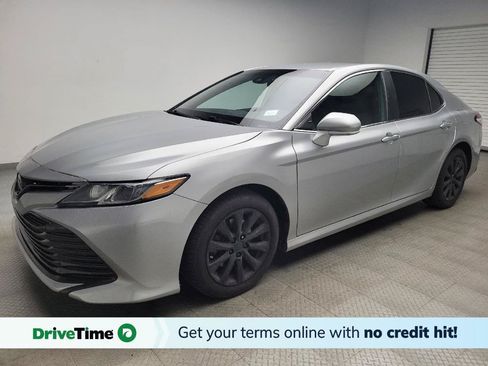 Used 2020 Toyota Camry LE AWD/4WD image 1