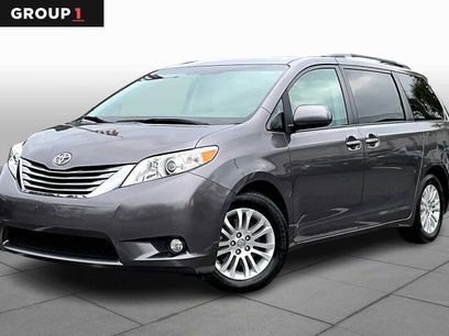 Used 2017 Toyota Sienna XLE