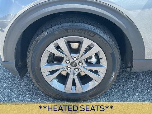 Certified 2024 Ford Explorer XLT w/ Equipment Group 202A AWD/4WD image 13