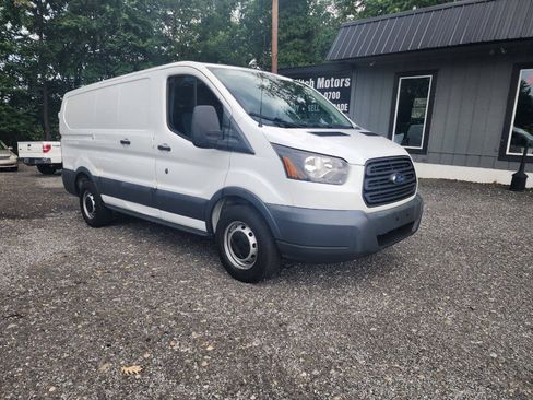 Used 2018 Ford Transit 150 130 Low Roof RWD image 1