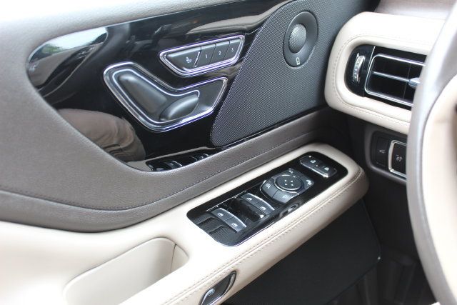 Used 2023 Lincoln Aviator Reserve w/ Elements Package Plus AWD/4WD image 23