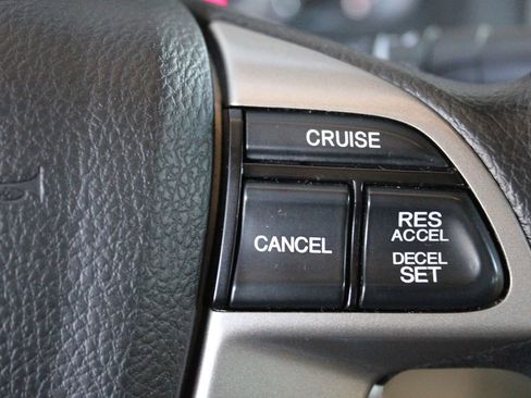 Used 2012 Honda Accord LX image 27