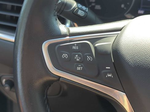 Used 2022 Chevrolet Equinox LT image 24