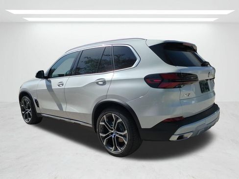New 2026 BMW X5 xDrive40i w/ Premium Package AWD/4WD image 6