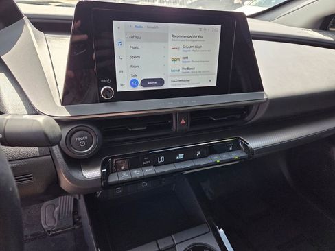 Used 2023 Toyota Prius XLE FWD image 24