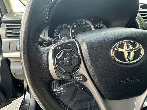 Used 2012 Toyota Camry SE FWD image 48