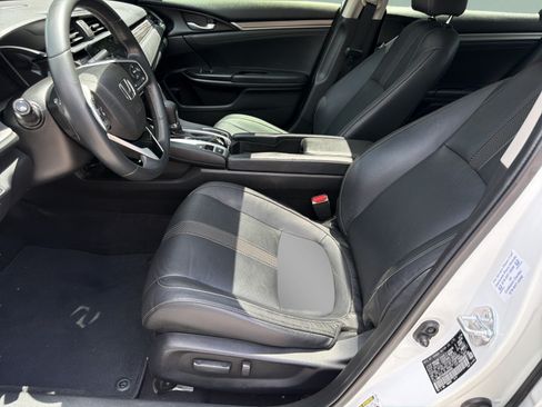 Used 2019 Honda Civic Touring image 20