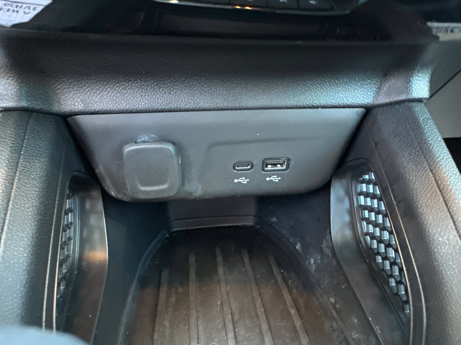 Used 2024 Chevrolet TrailBlazer LT FWD image 18
